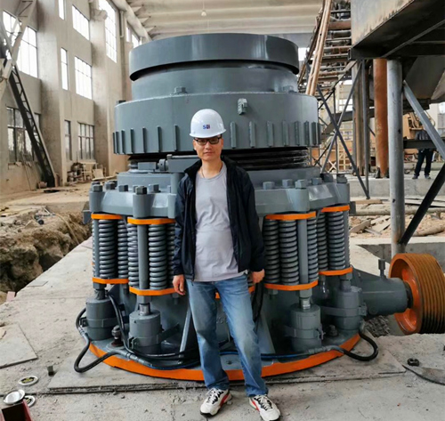 双金1400弹簧圆锥机设备安装现场