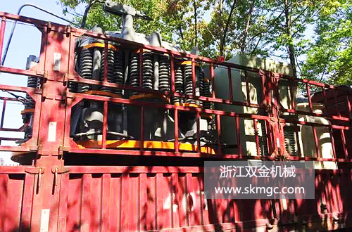 双金机械圆锥式破碎机
